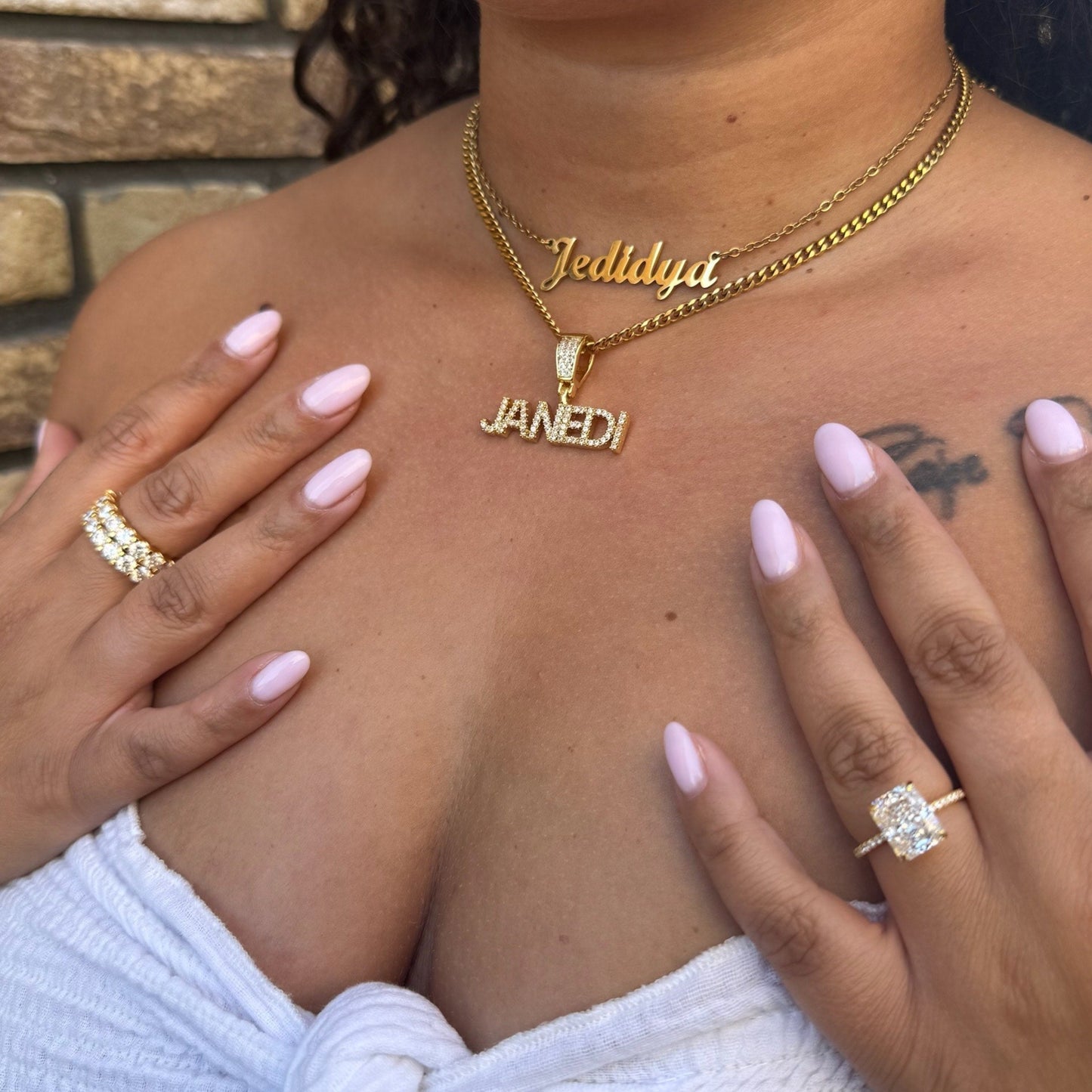 JANAIRO NECKLACE