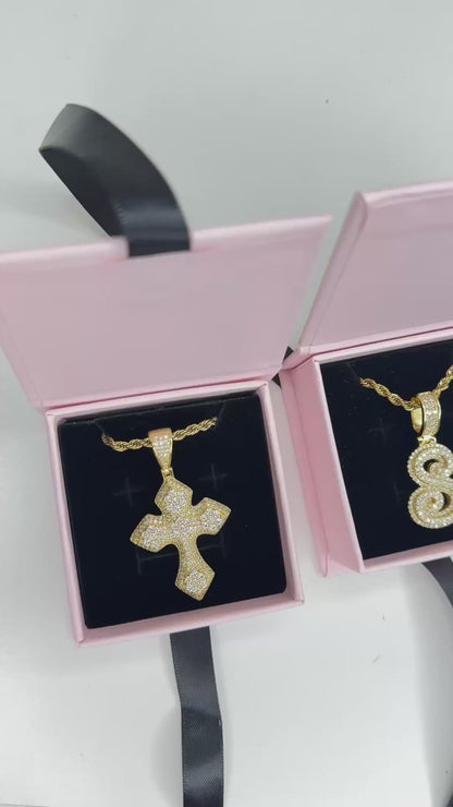 DIVINE CROSS PENDANT